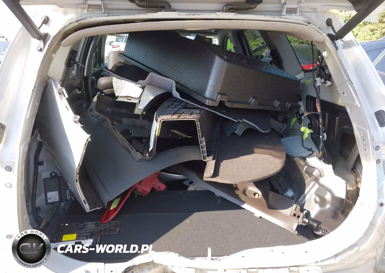 2019 Hyundai Santa Fe Ultimate 2.0T VIN:5NMS5CAA8KH028263 - 12