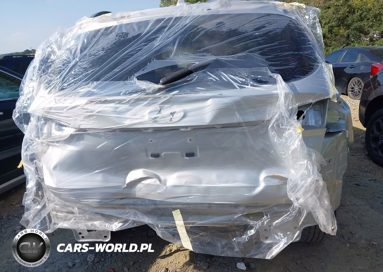 2019 Hyundai Santa Fe Ultimate 2.0T VIN:5NMS5CAA8KH028263 - 17
