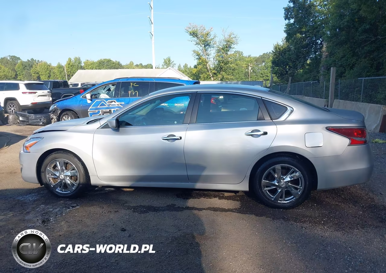 2015 Nissan Altima 2.5 Sv VIN:1N4AL3AP5FC284005 - 14