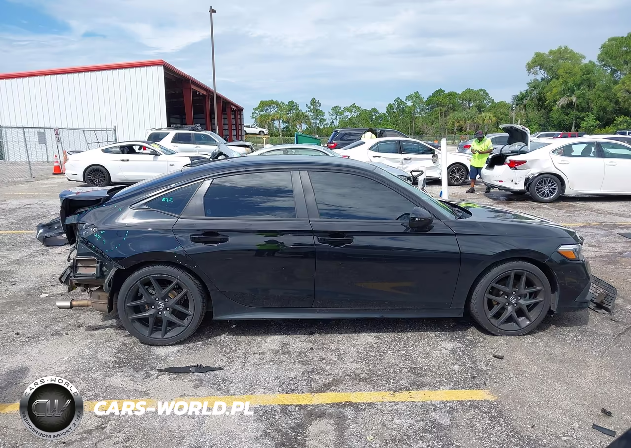 2022 Honda Civic Sport VIN:2HGFE2F5XNH600331 - 14