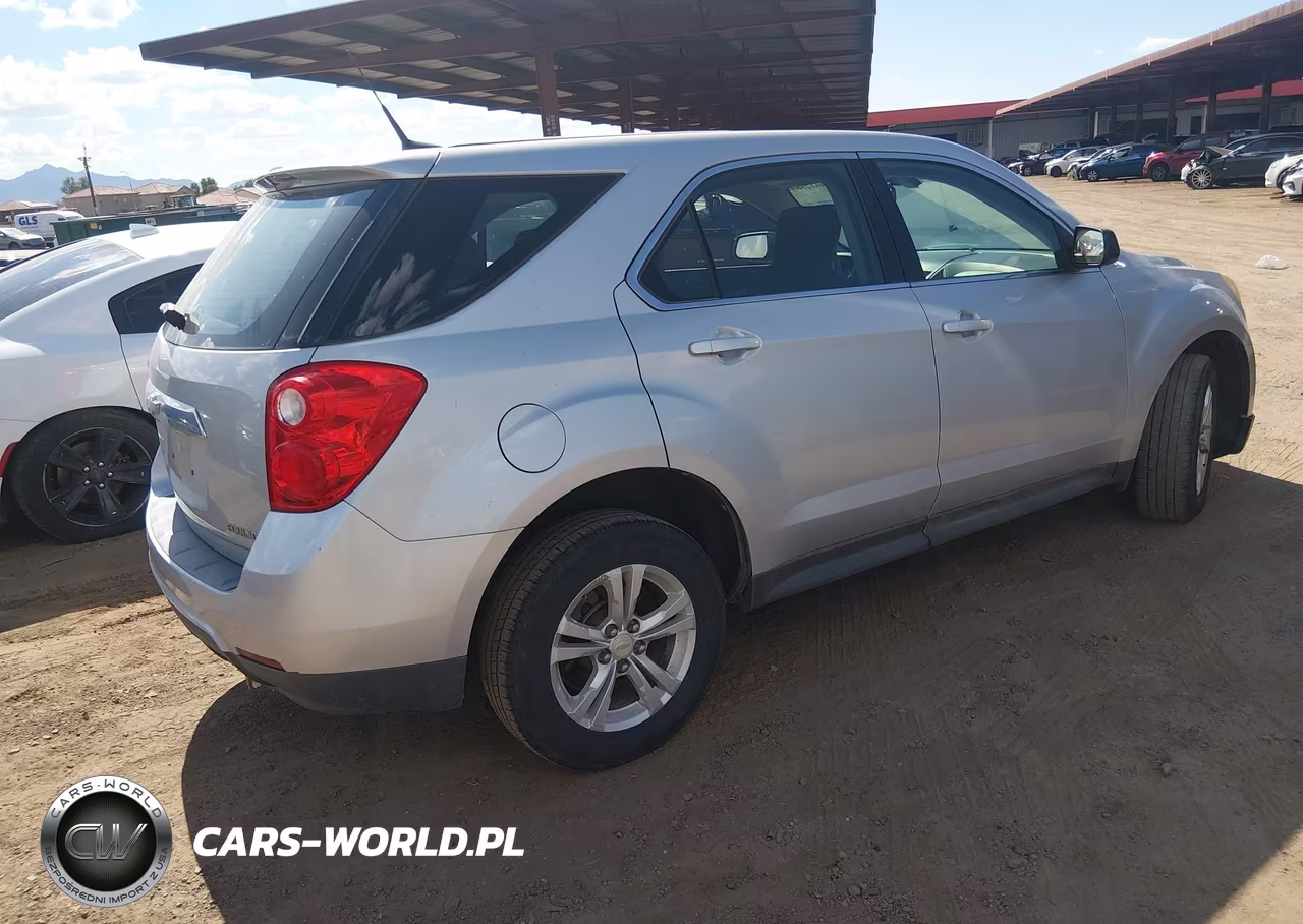 2011 Chevrolet Equinox Ls VIN:2CNFLCEC8B6453066 - 4