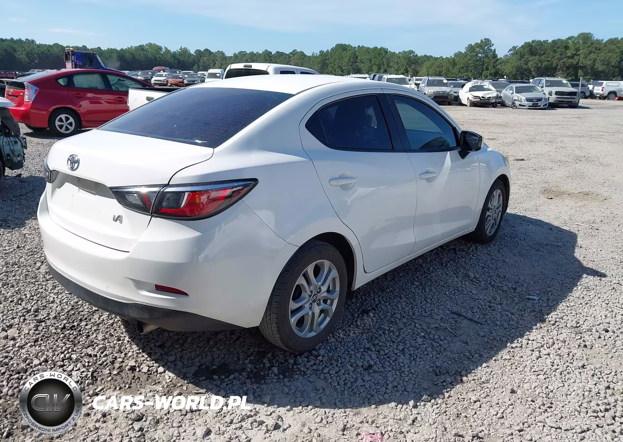 2017 Toyota Yaris Ia VIN:3MYDLBYVXHY167859 - 4
