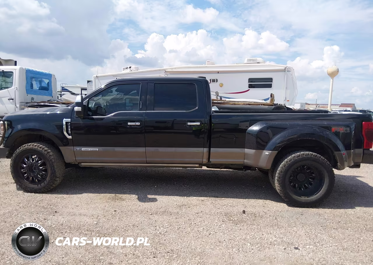 2021 Ford F-350 King Ranch VIN:1FT8W3DT1MEC60651 - 14