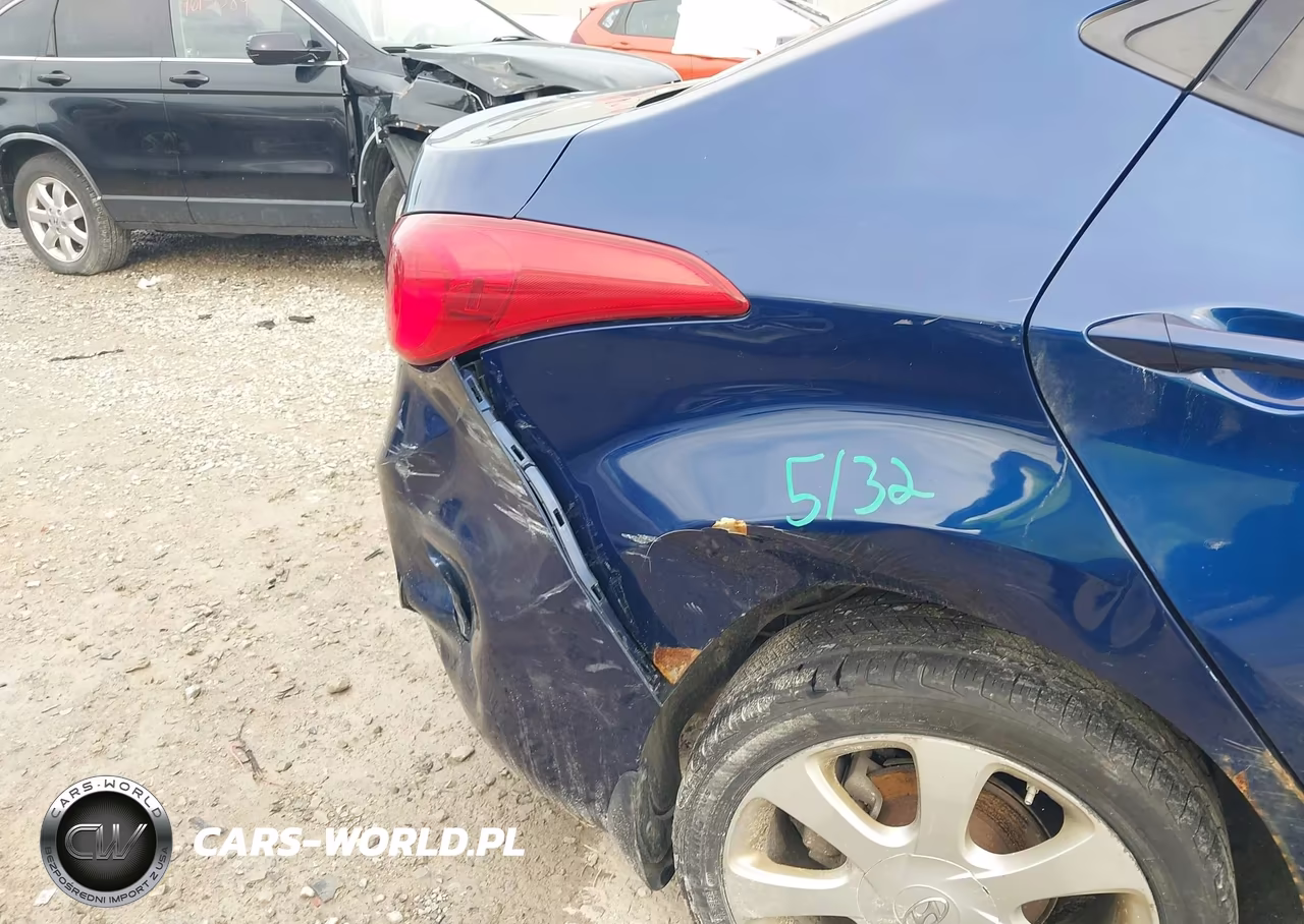 2013 Hyundai Elantra Limited VIN:KMHDH4AE7DU512926 - 6