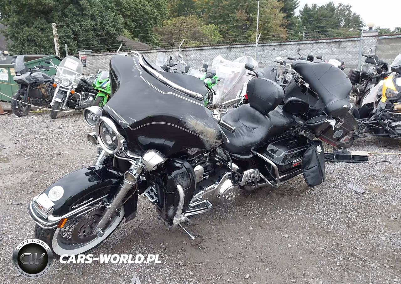 2007 Harley-Davidson Flhtcui VIN:1HD1FC41X7Y715692 - 2