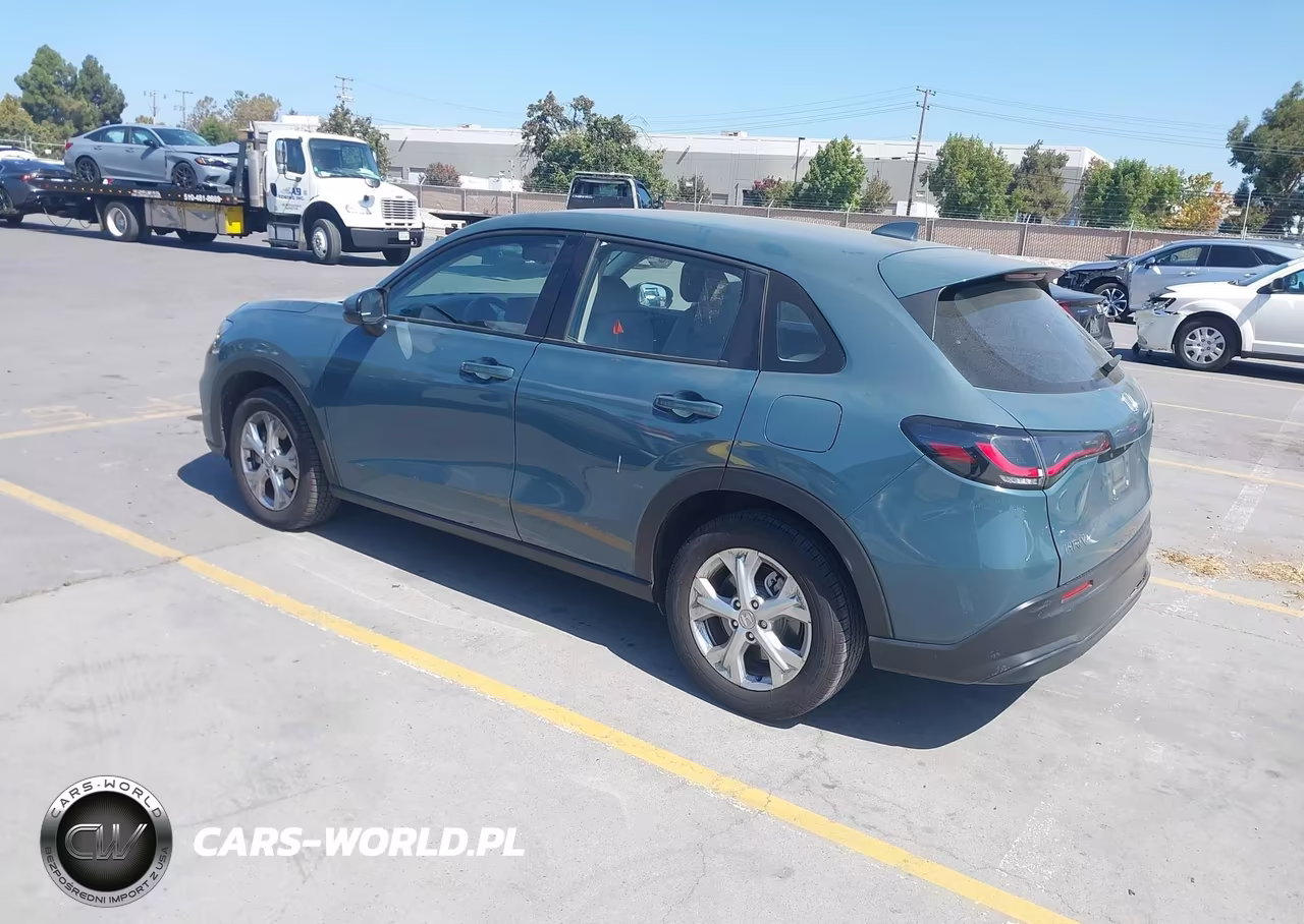 2023 Honda Hr-V 2Wd Lx VIN:3CZRZ1H30PM730817 - 3