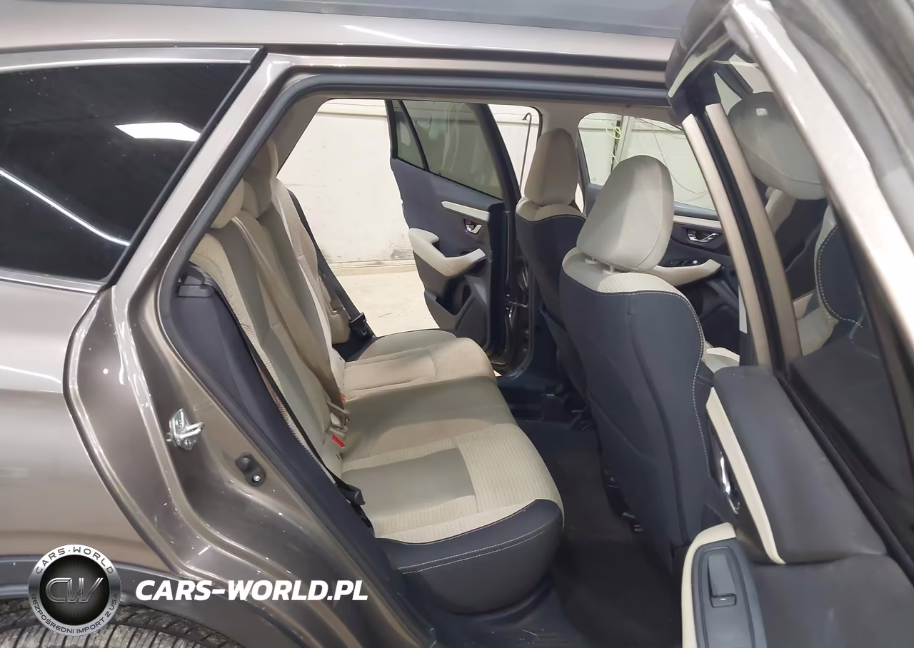 2021 Subaru Outback Premium VIN:4S4BTACC0M3134471 - 8