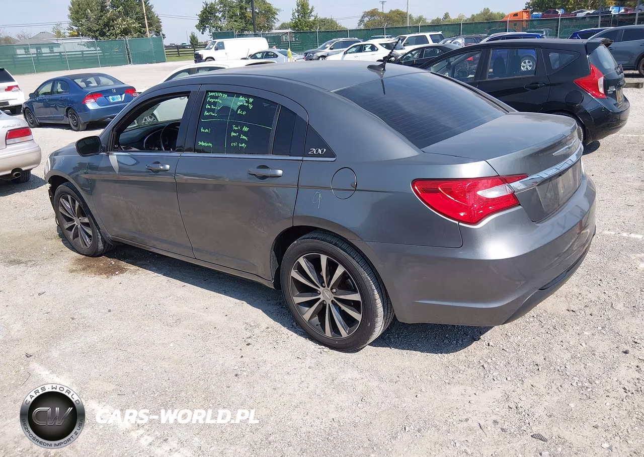 2012 Chrysler 200 S VIN:1C3CCBHG4CN162372 - 3