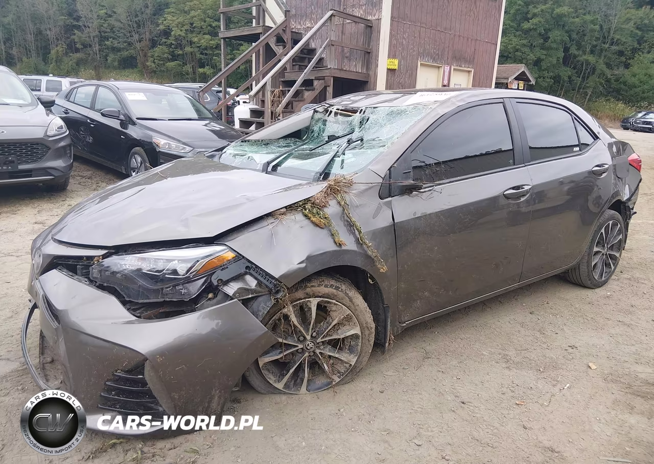 2017 Toyota Corolla Se VIN:2T1BURHE9HC843729 - 2