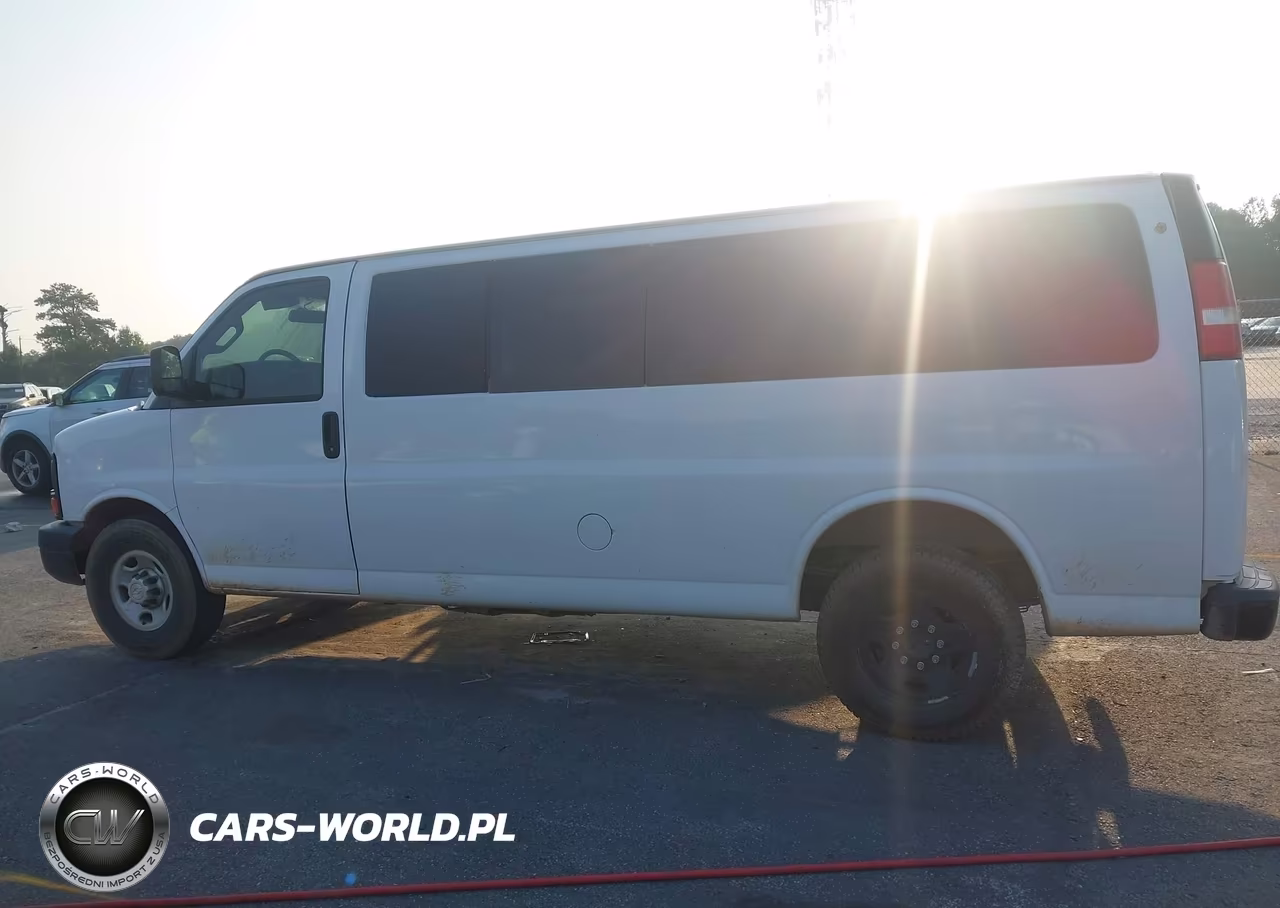 2016 Chevrolet Express 2500 Work Van VIN:1GBWGDCGXG1139566 - 13