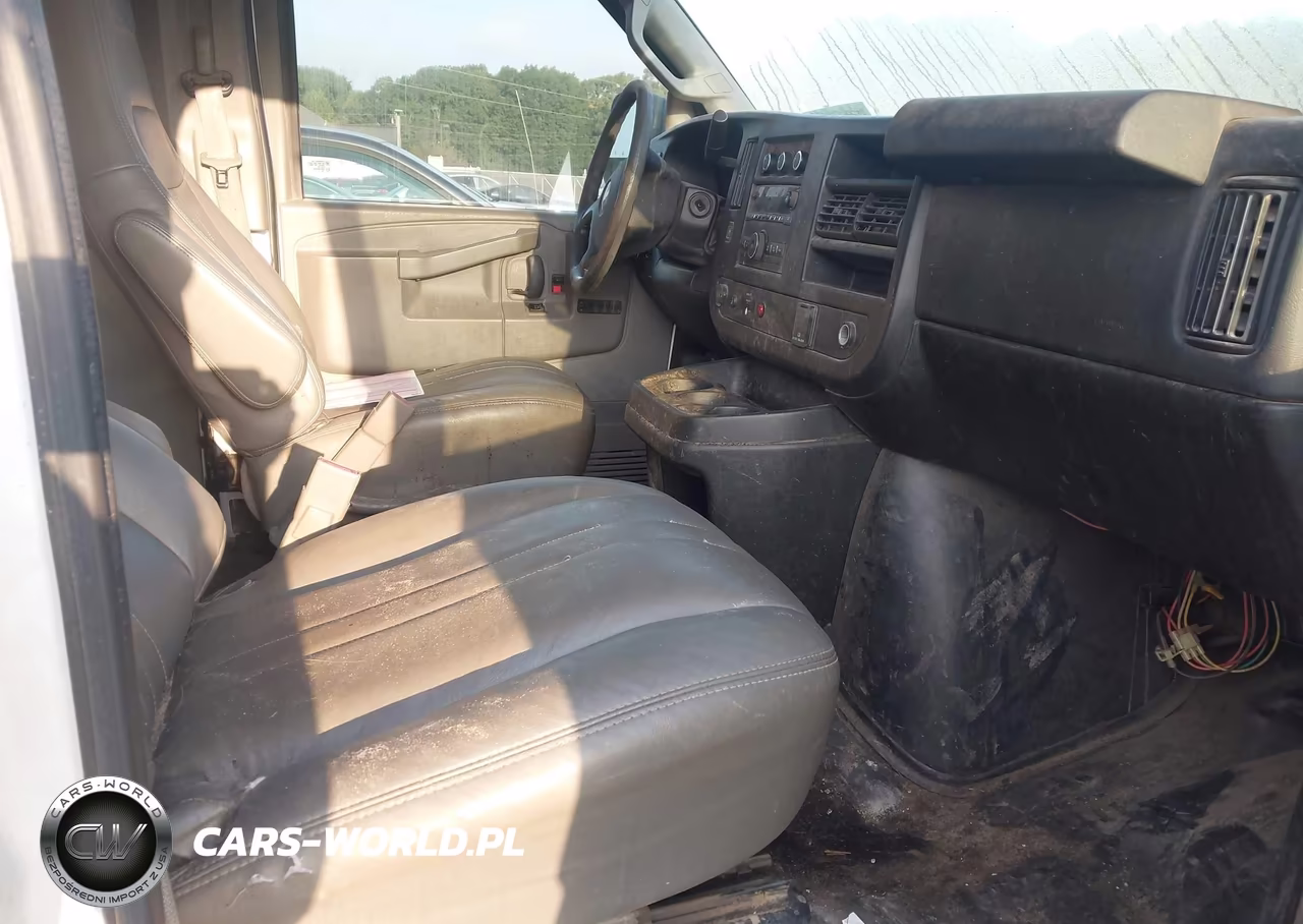 2016 Chevrolet Express 2500 Work Van VIN:1GBWGDCGXG1139566 - 5