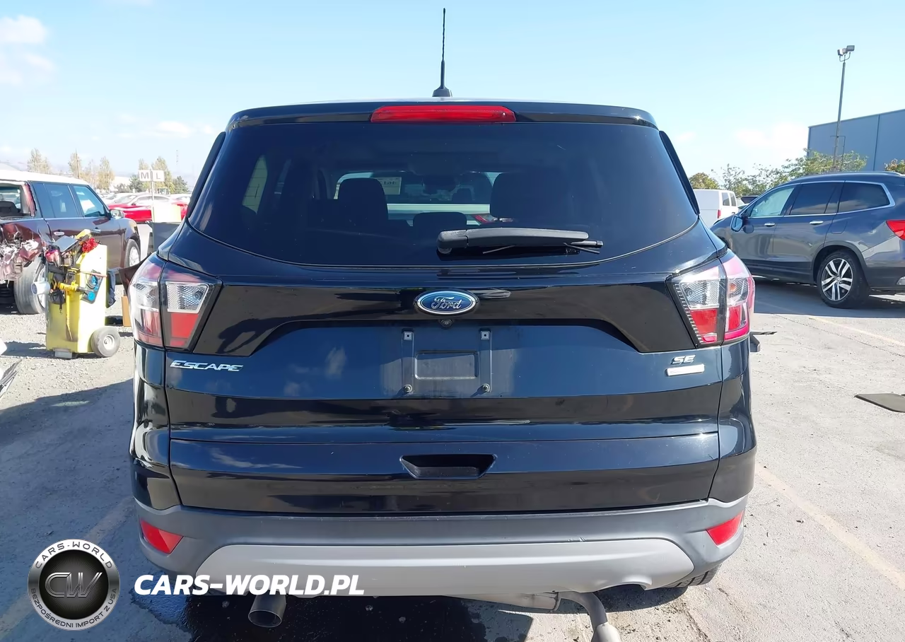 2017 Ford Escape Se VIN:1FMCU0G92HUC96810 - 16