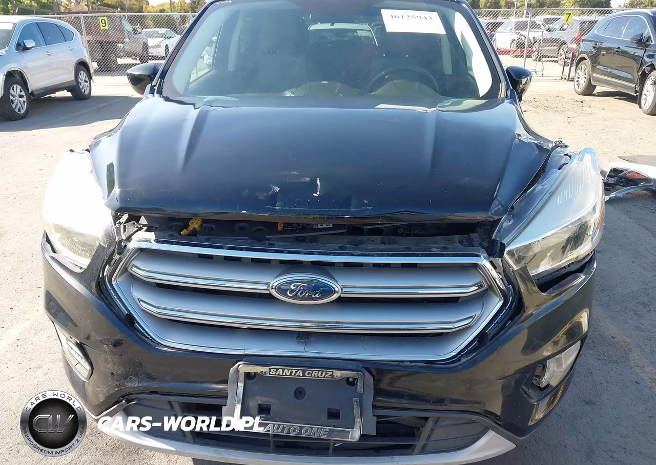 2017 Ford Escape Se VIN:1FMCU0G92HUC96810 - 6