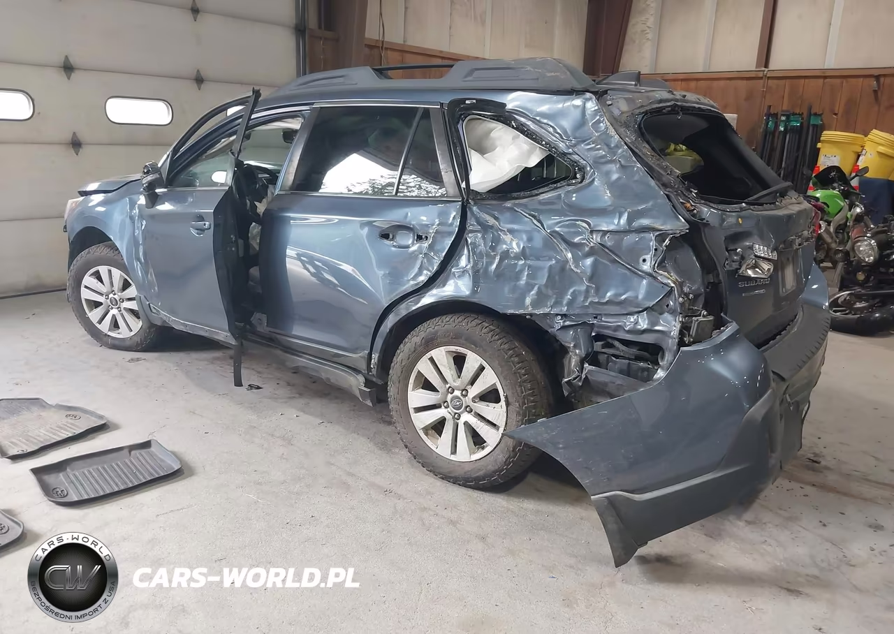 2018 Subaru Outback 2.5I Premium VIN:4S4BSAHC6J3276475 - 3