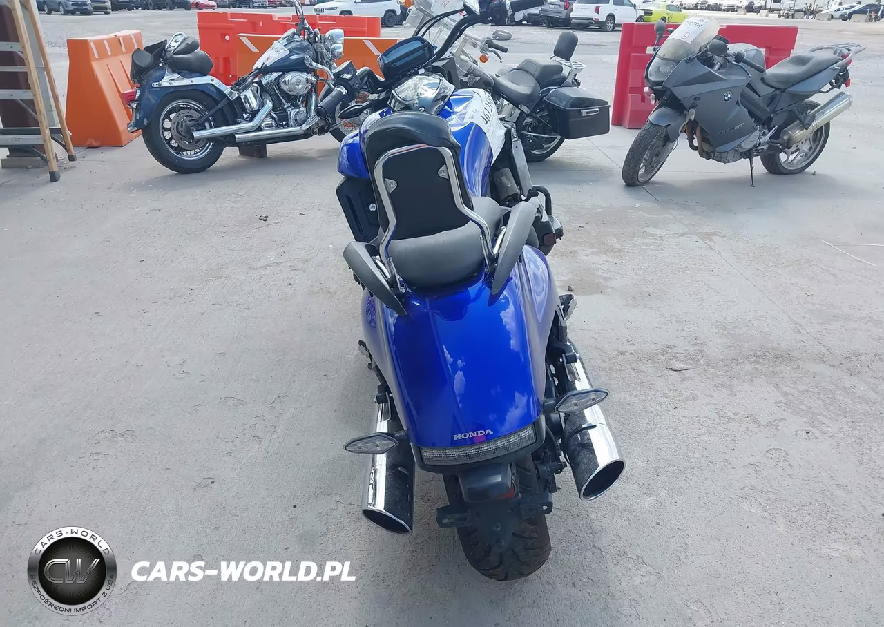 2014 Honda Gl1800 C VIN:JH2SC68N6EK000252 - 6