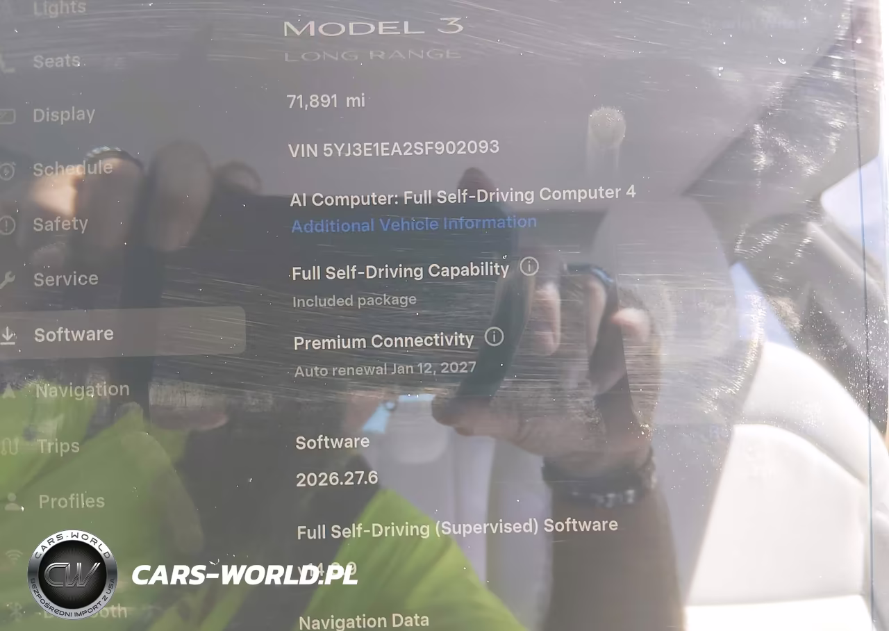 2025 Tesla Model 3 Long Range Rear-Wheel Drive-Standard Rear-Wheel Drive VIN:5YJ3E1EA2SF902093 - 17