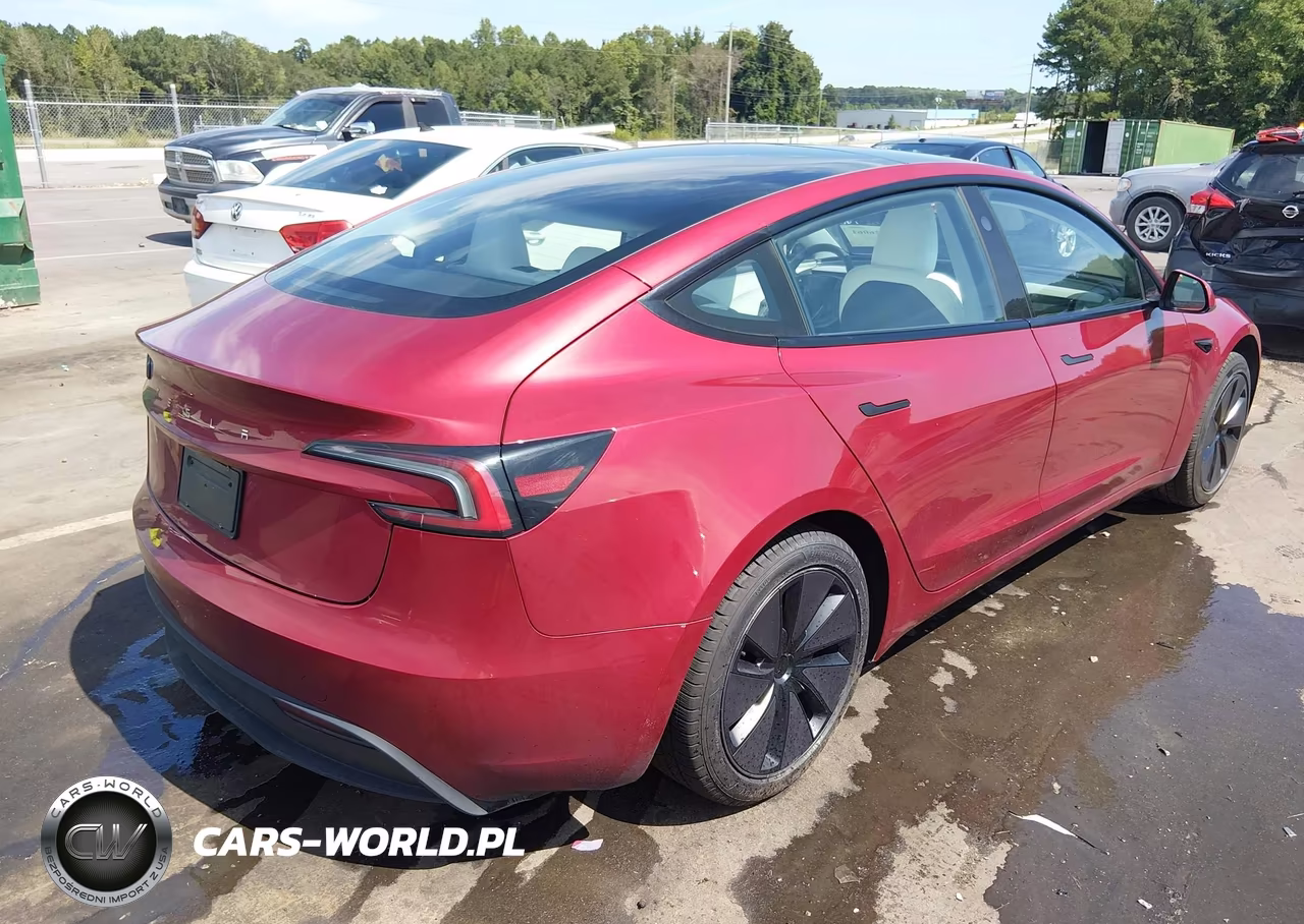 2025 Tesla Model 3 Long Range Rear-Wheel Drive-Standard Rear-Wheel Drive VIN:5YJ3E1EA2SF902093 - 4
