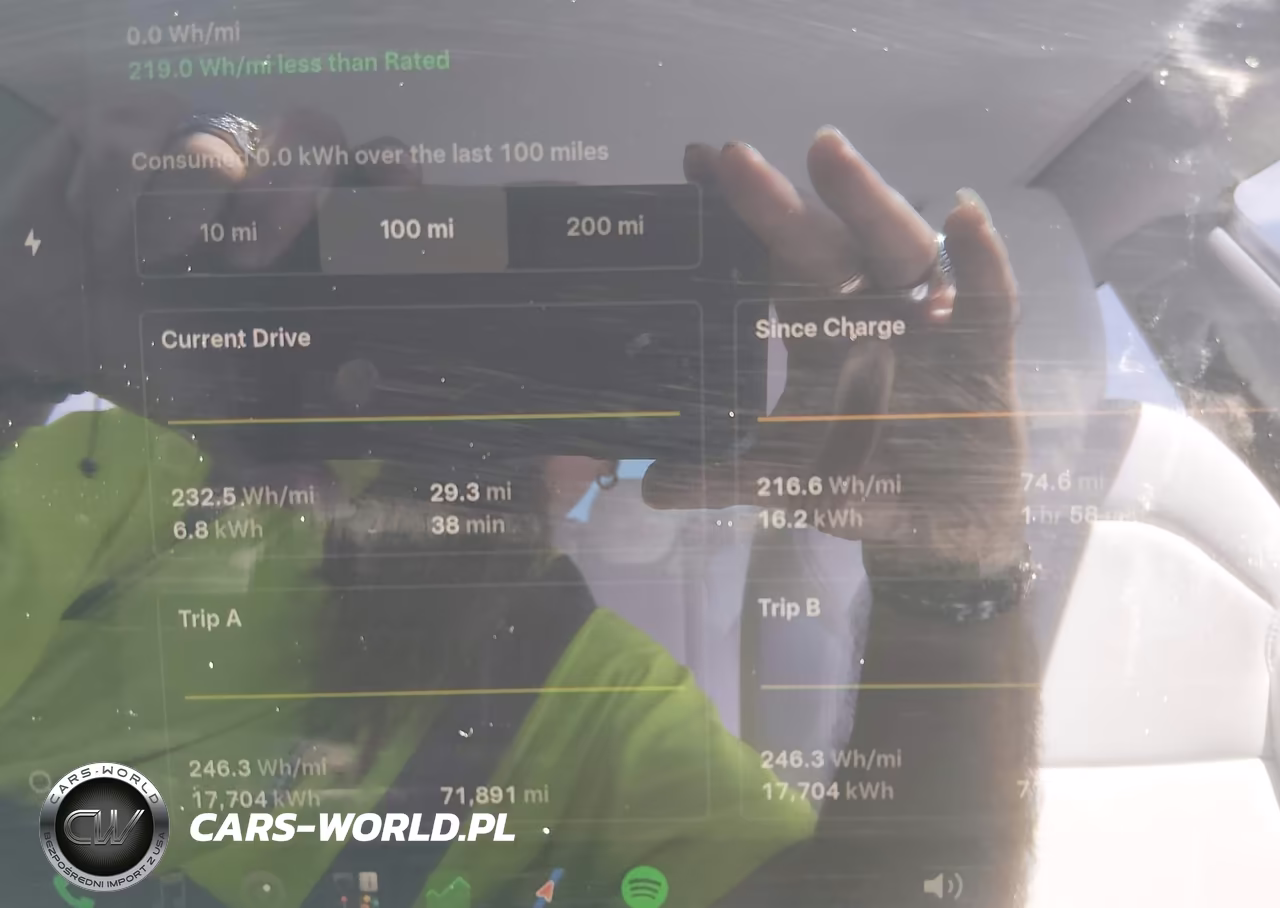2025 Tesla Model 3 Long Range Rear-Wheel Drive-Standard Rear-Wheel Drive VIN:5YJ3E1EA2SF902093 - 7