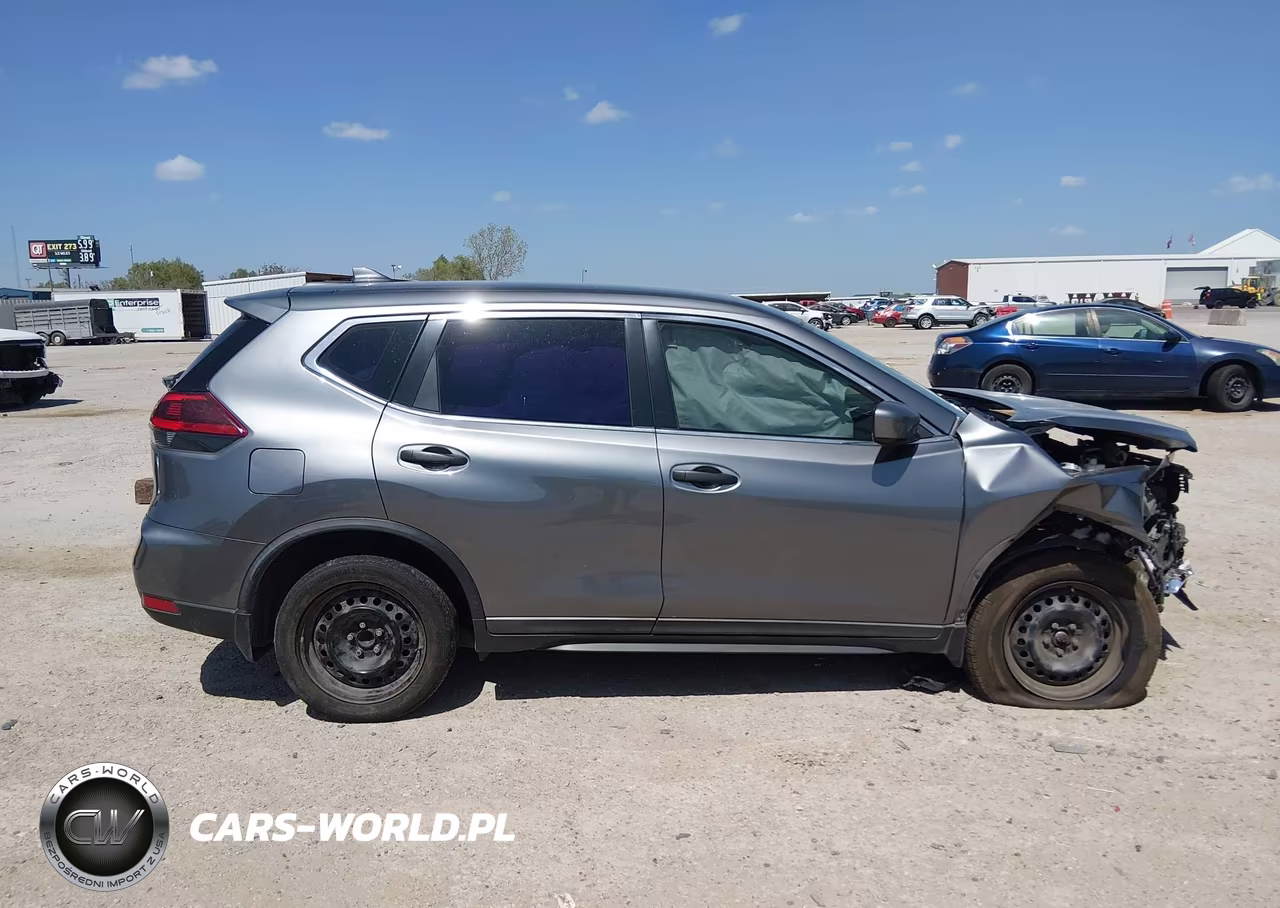 2018 Nissan Rogue S VIN:KNMAT2MTXJP561889 - 14