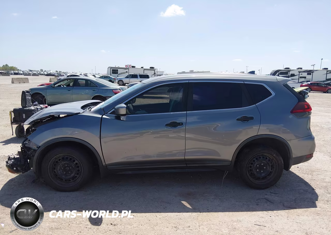 2018 Nissan Rogue S VIN:KNMAT2MTXJP561889 - 15