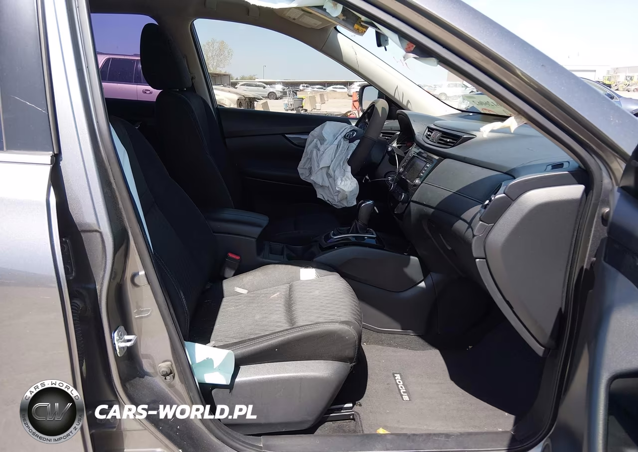 2018 Nissan Rogue S VIN:KNMAT2MTXJP561889 - 5