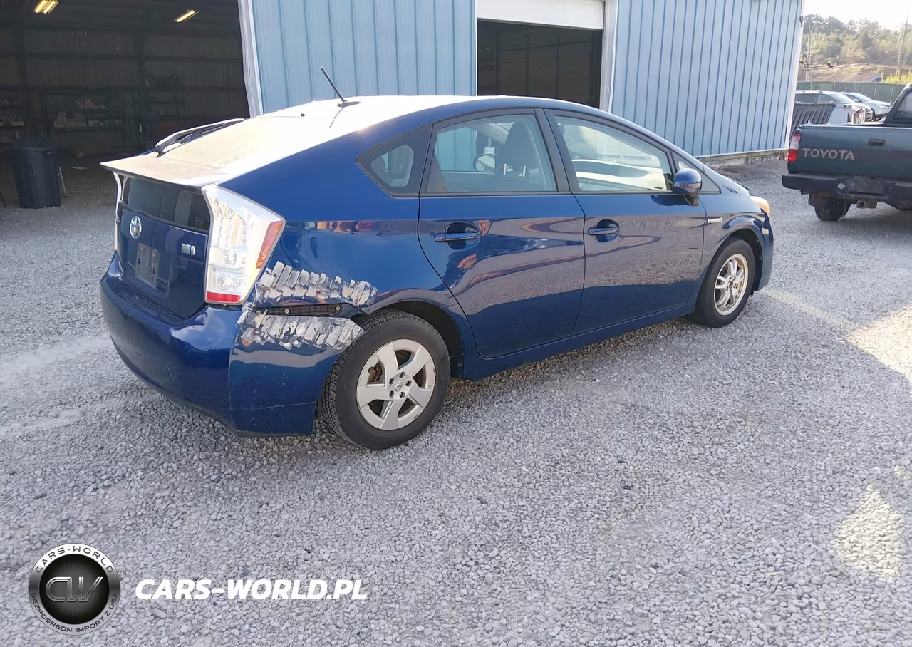 2011 Toyota Prius Two VIN:JTDKN3DU2B1436466 - 4