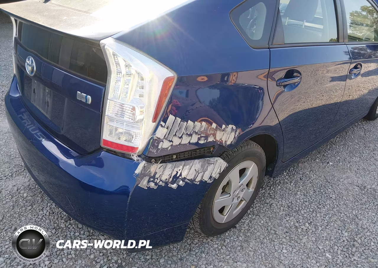 2011 Toyota Prius Two VIN:JTDKN3DU2B1436466 - 6