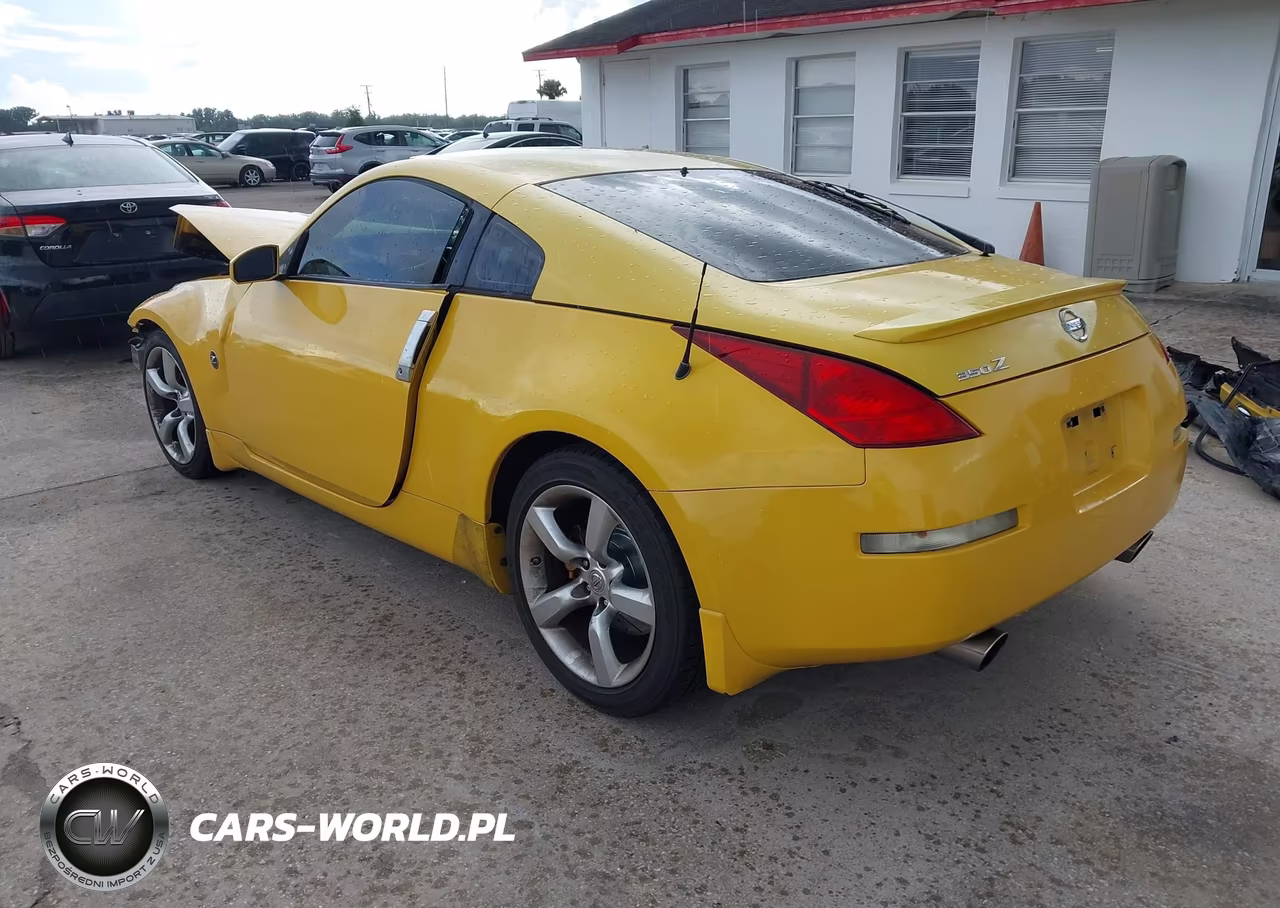 2005 Nissan 350Z Anniversary Edition VIN:JN1AZ34D35M606467 - 3