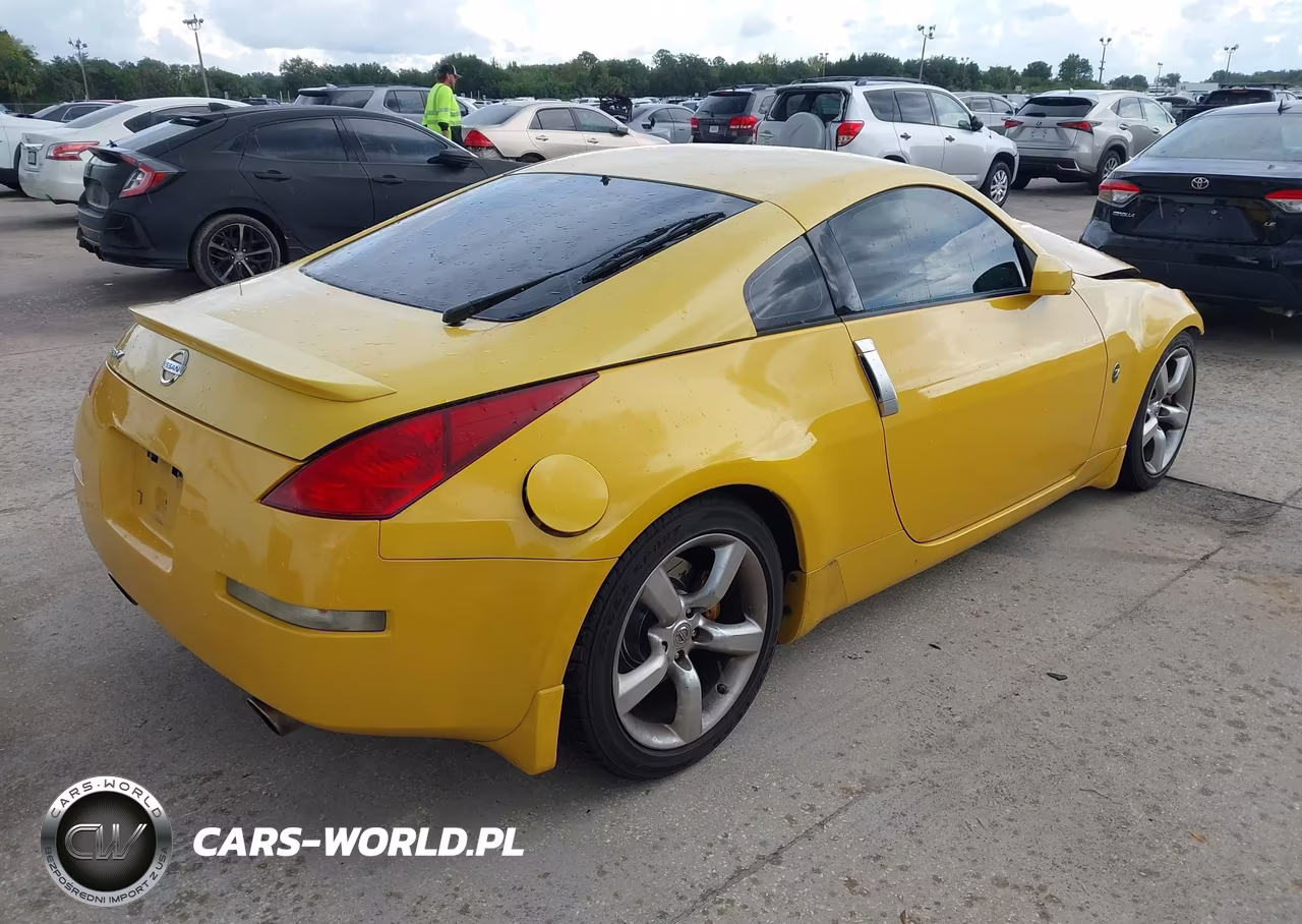 2005 Nissan 350Z Anniversary Edition VIN:JN1AZ34D35M606467 - 4