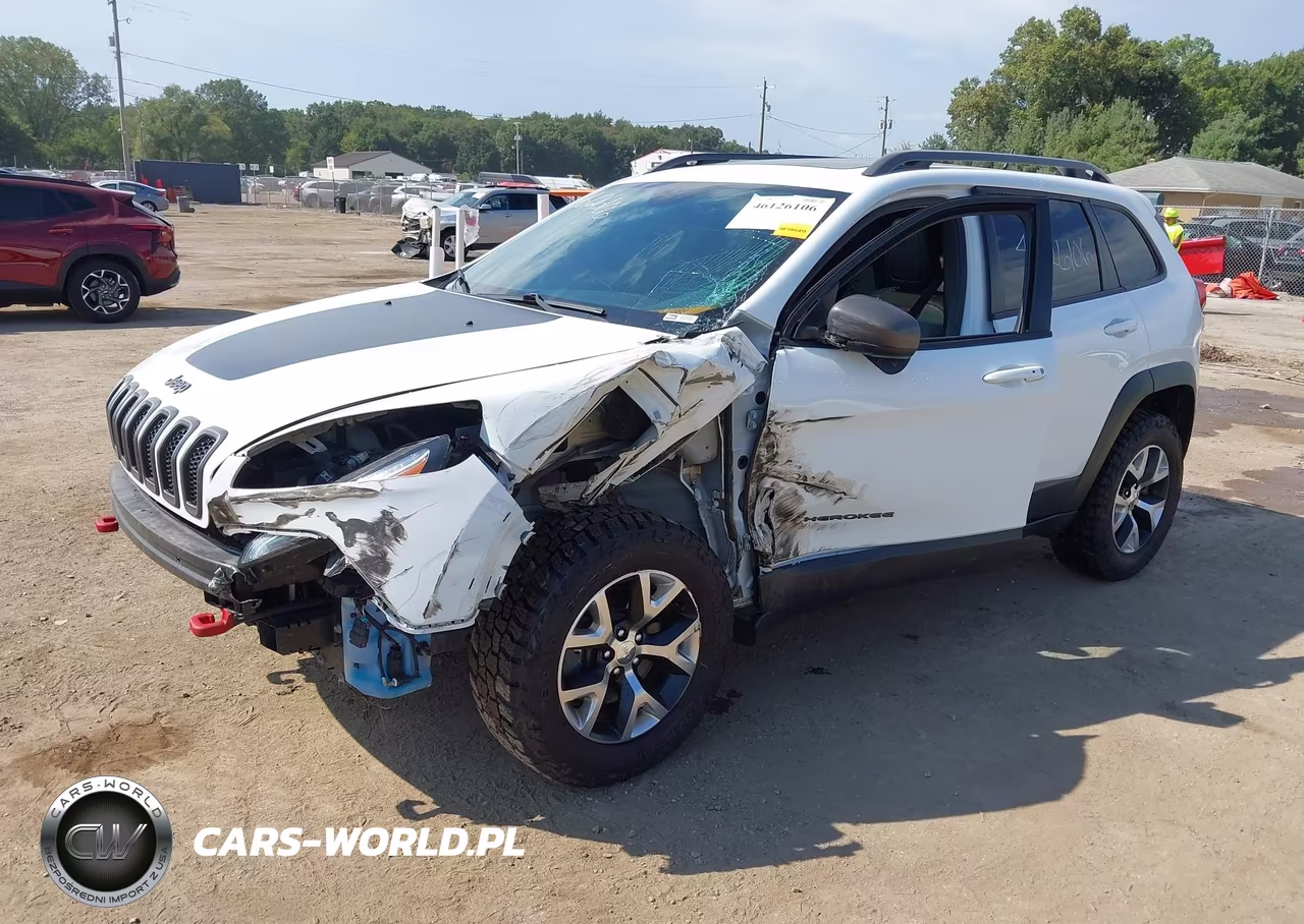 2015 Jeep Cherokee Trailhawk VIN:1C4PJMBB3FW746644 - 2