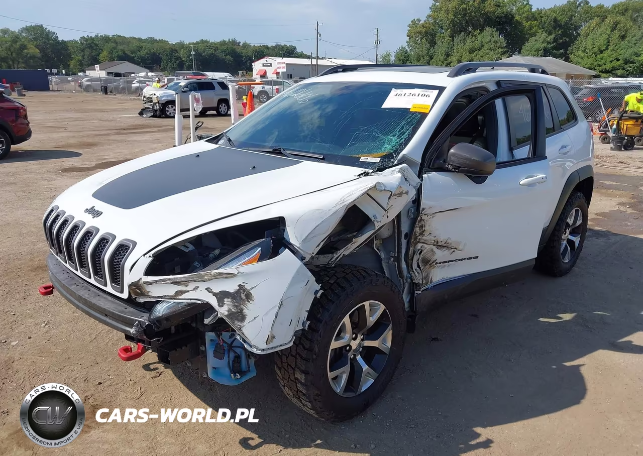 2015 Jeep Cherokee Trailhawk VIN:1C4PJMBB3FW746644 - 6