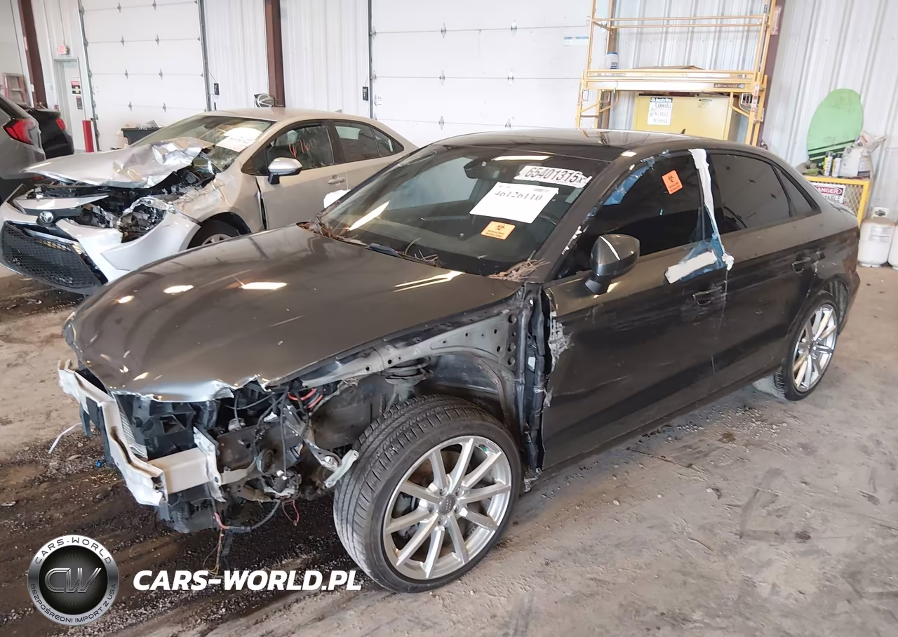2018 Audi A3 Premium VIN:WAUAUGFF2J1029327 - 2
