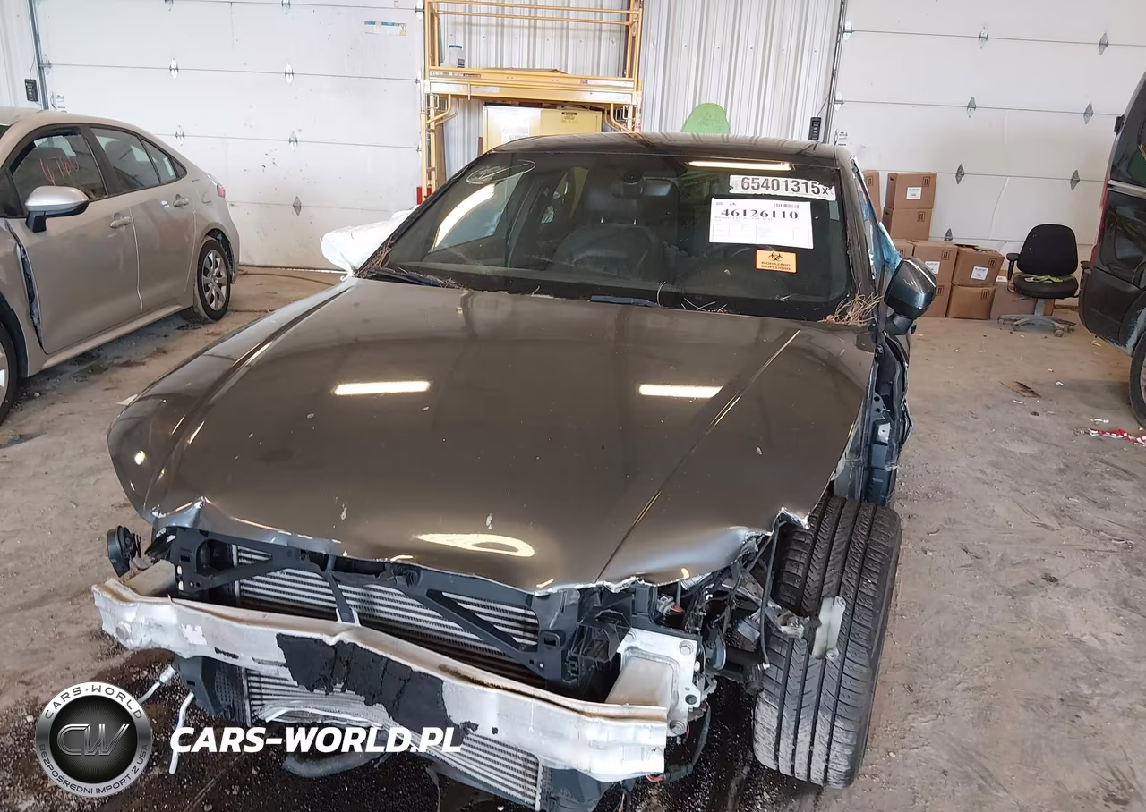 2018 Audi A3 Premium VIN:WAUAUGFF2J1029327 - 6