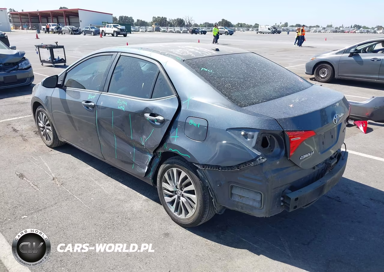 2019 Toyota Corolla Xle VIN:5YFBURHE7KP889437 - 3