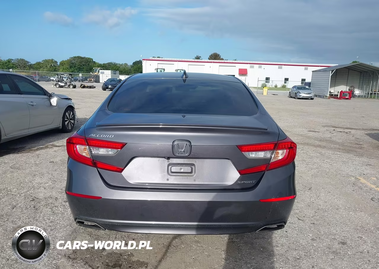 2018 Honda Accord Sport VIN:1HGCV1F30JA249532 - 16