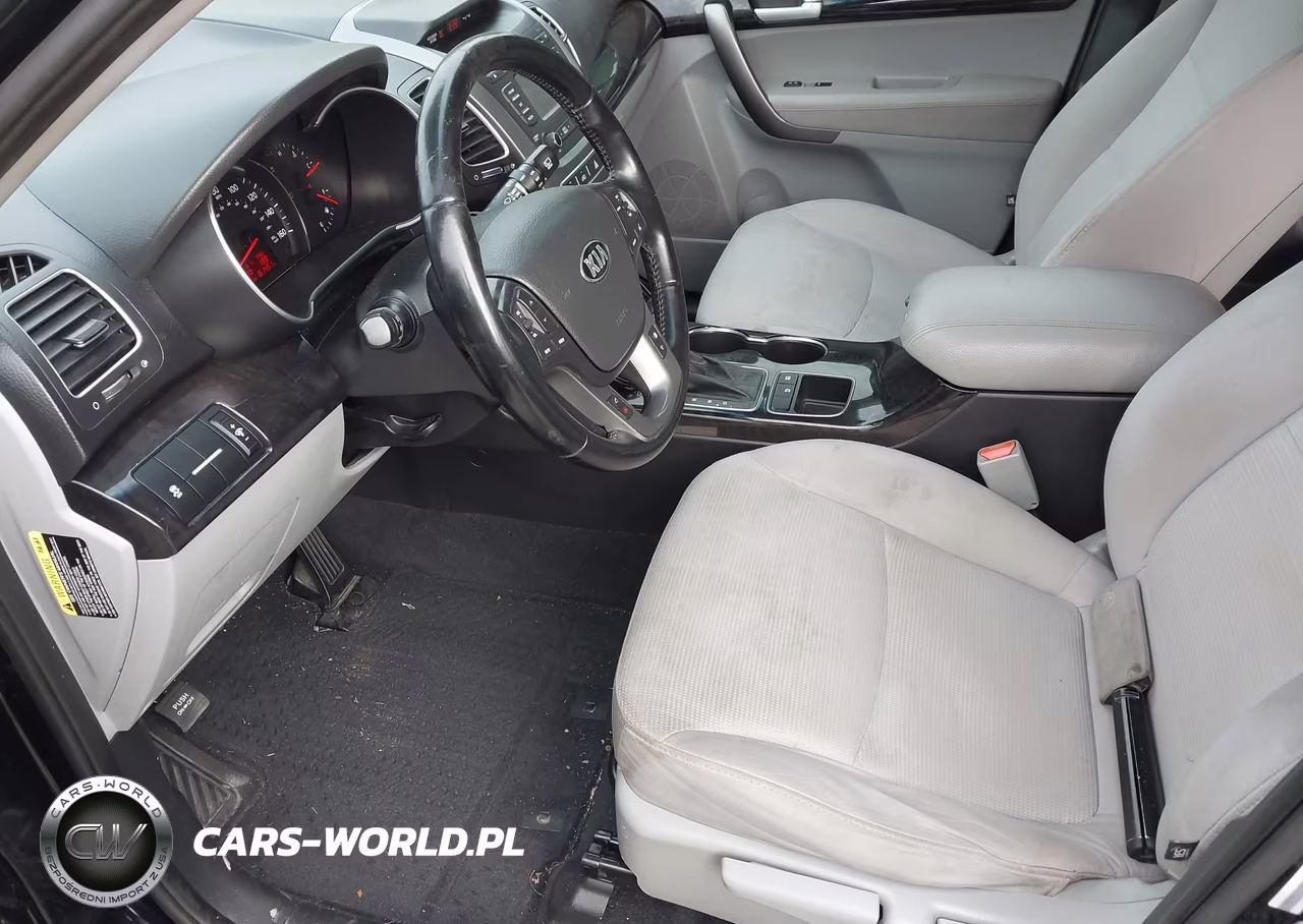 2015 Kia Sorento Lx VIN:5XYKT4A66FG659360 - 5