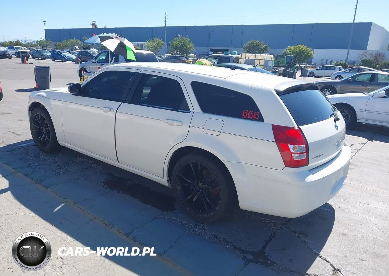 2008 Dodge Magnum VIN:2D4FV47T68H111889 - 3