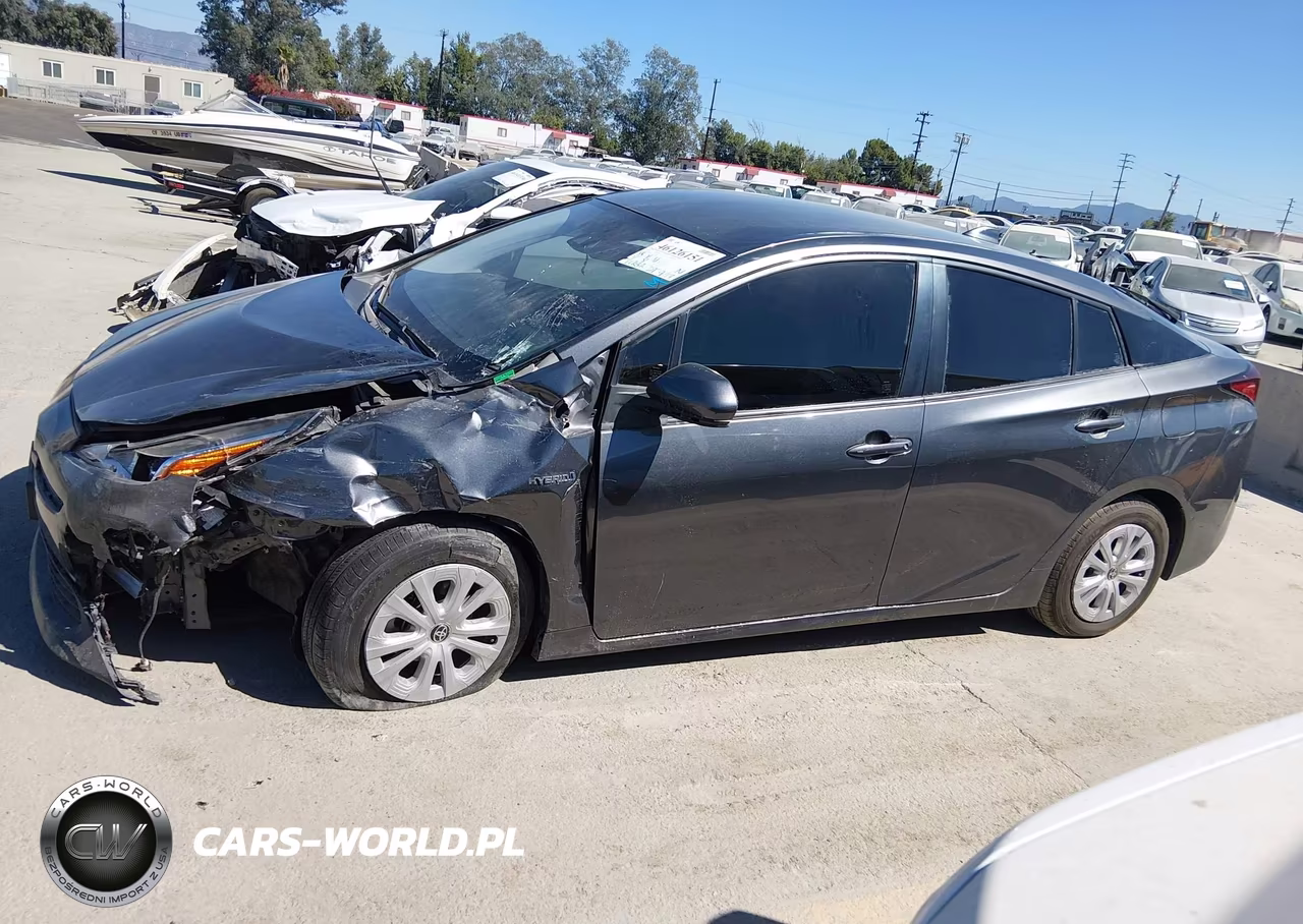 2021 Toyota Prius Le VIN:JTDKAMFUXM3133795 - 14