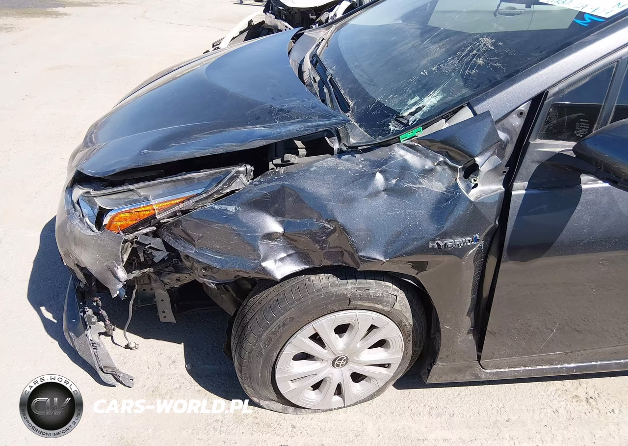2021 Toyota Prius Le VIN:JTDKAMFUXM3133795 - 6