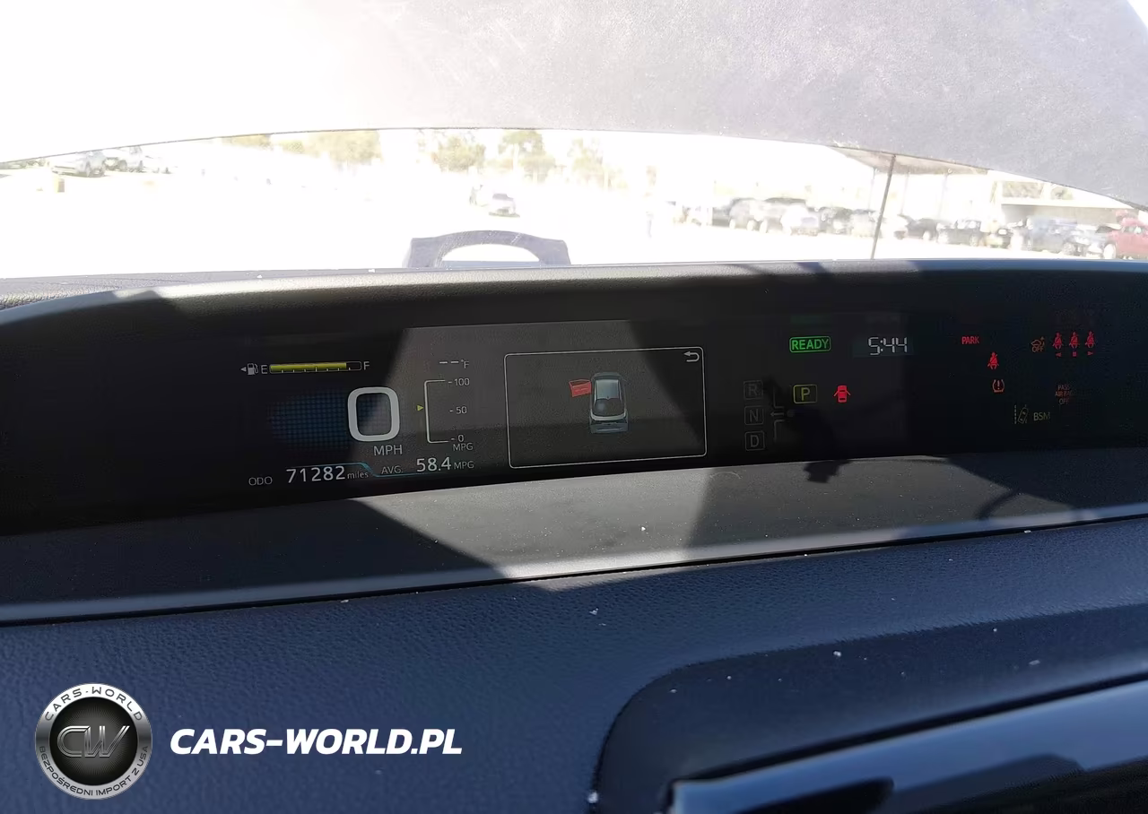 2021 Toyota Prius Le VIN:JTDKAMFUXM3133795 - 7