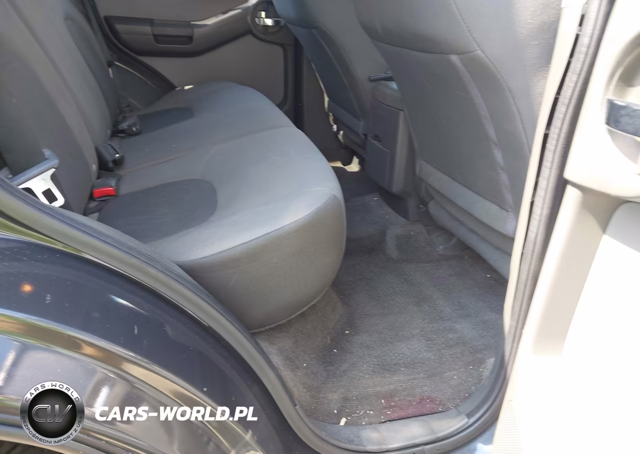 2015 Nissan Xterra S VIN:5N1AN0NW2FN656064 - 8