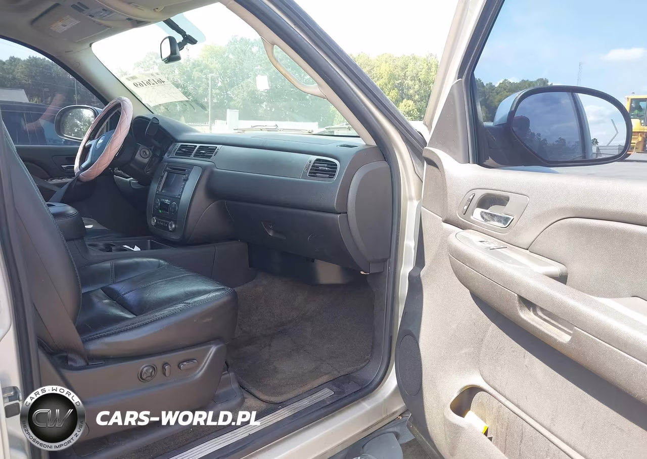 2007 Chevrolet Tahoe Lt VIN:1GNFC13J97R370131 - 5