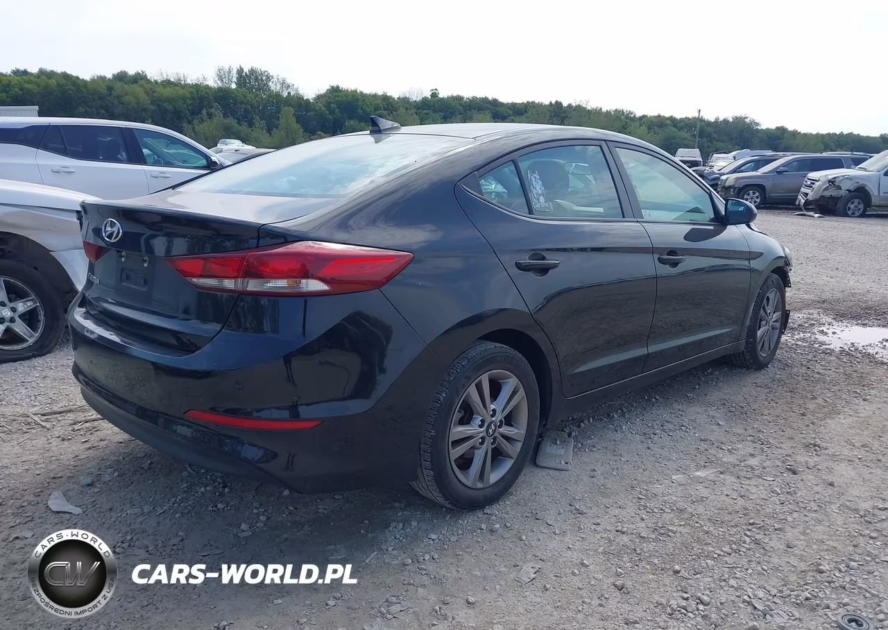 2018 Hyundai Elantra Sel VIN:KMHD84LF0JU493265 - 4