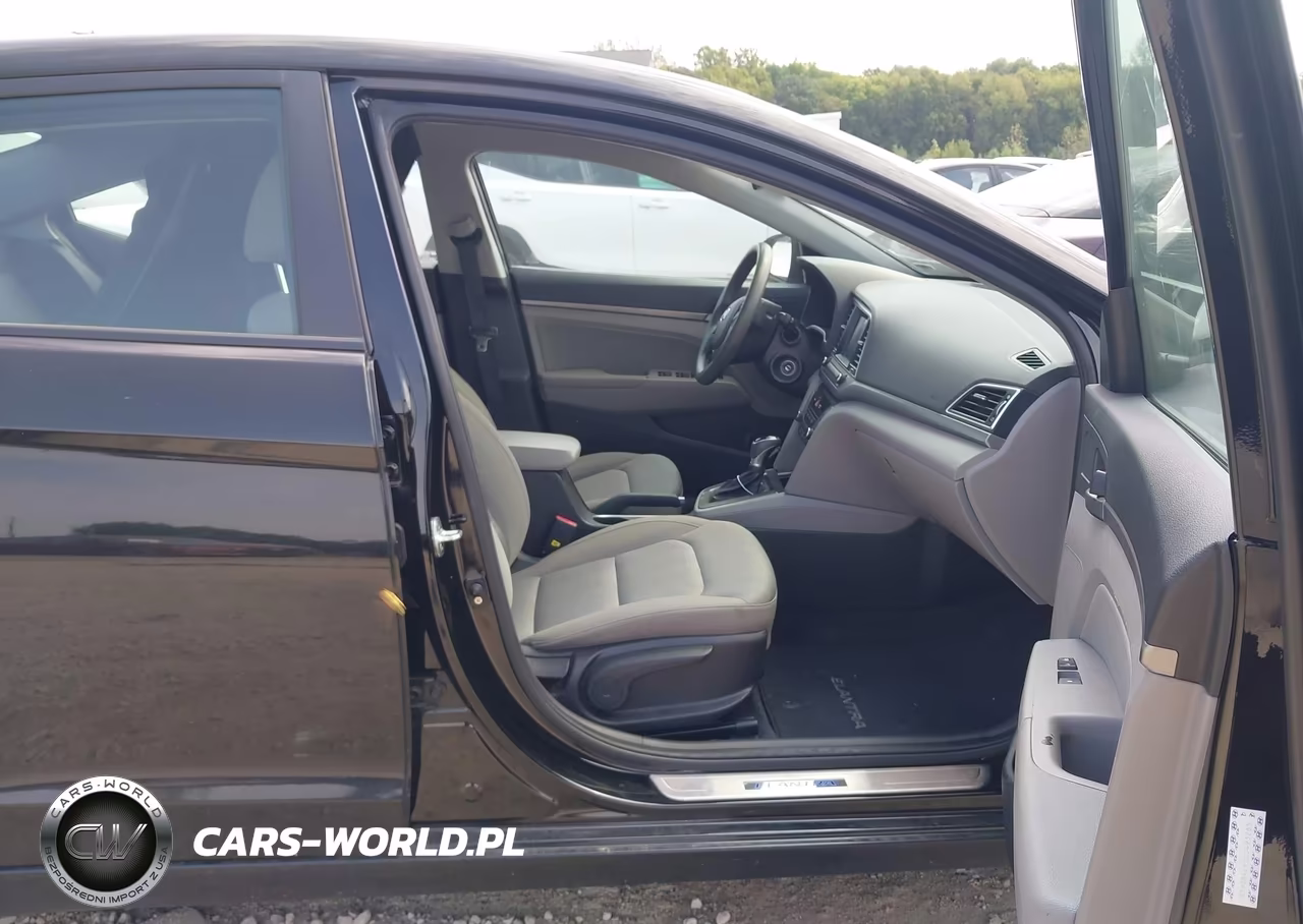 2018 Hyundai Elantra Sel VIN:KMHD84LF0JU493265 - 5