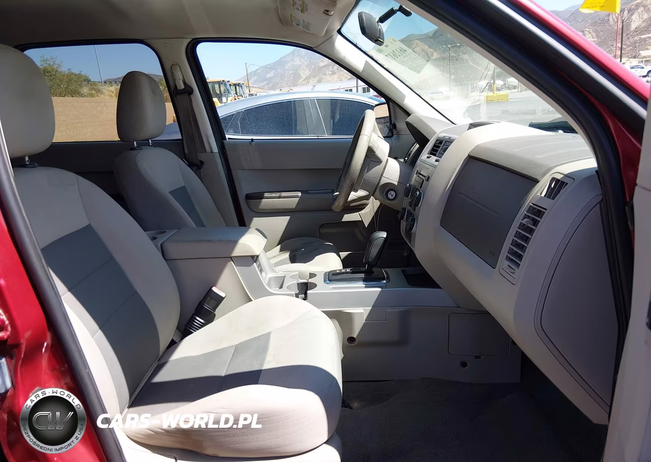 2008 Ford Escape Xlt VIN:1FMCU03108KC90953 - 5