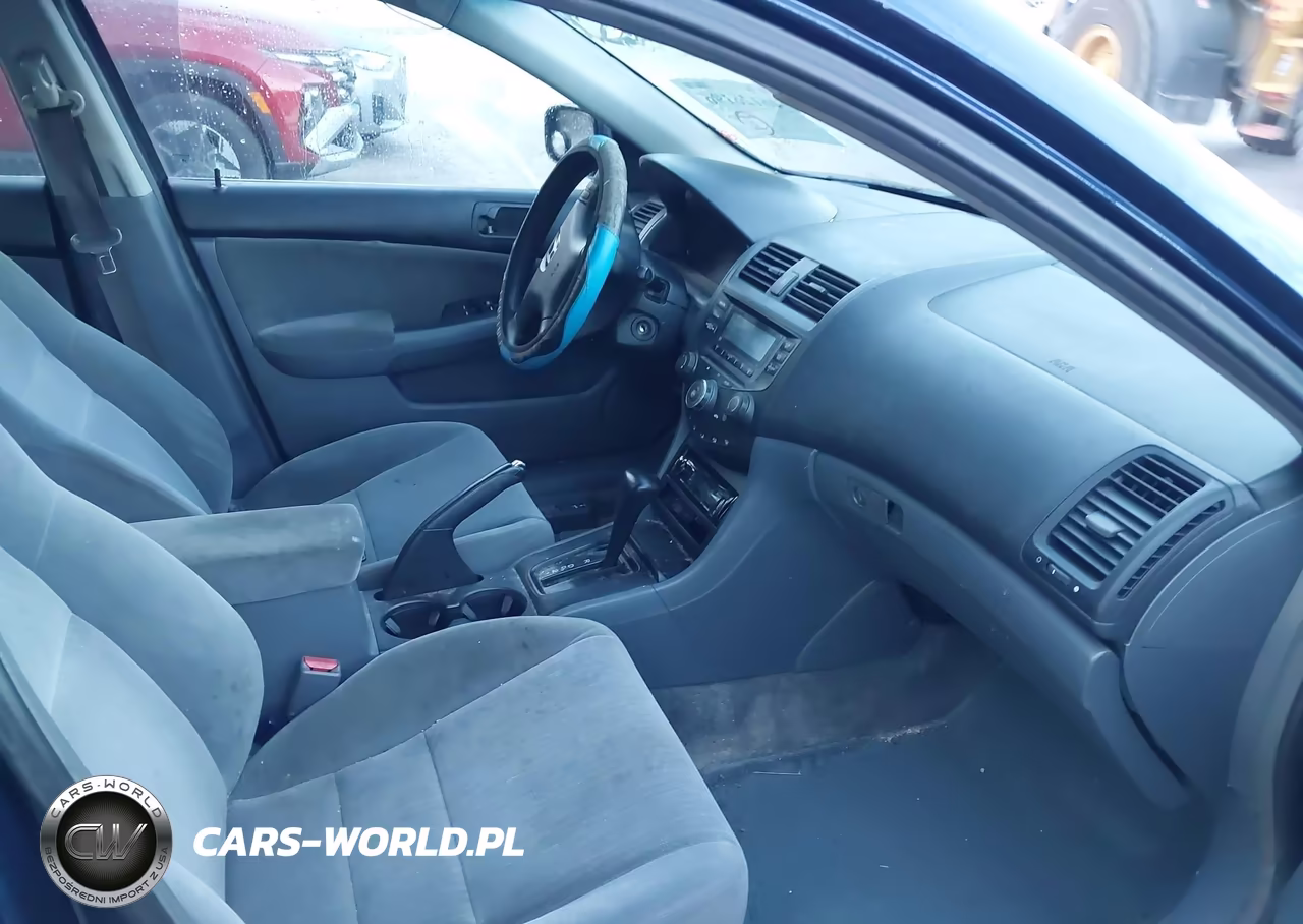 2003 Honda Accord Sdn Lx VIN:3HGCM56323G705156 - 5