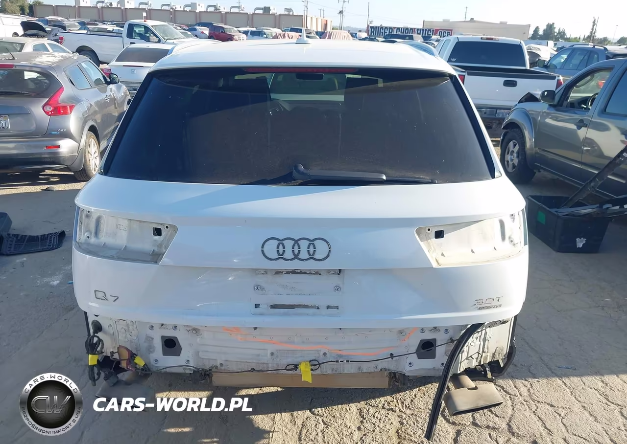 2017 Audi Q7 3.0T Premium VIN:WA1LAAF73HD000593 - 17