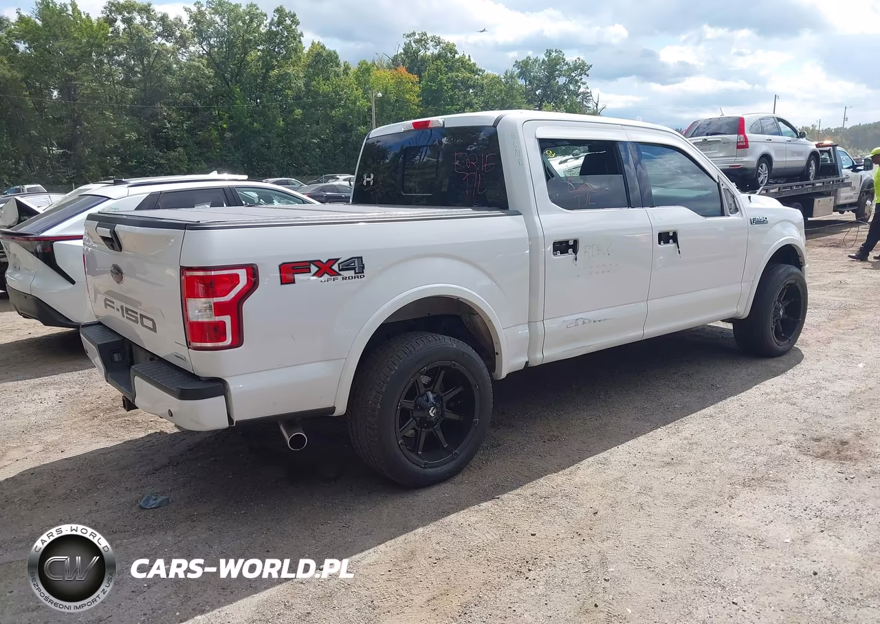 2018 Ford F-150 Xlt VIN:1FTEW1EG9JFD41573 - 4