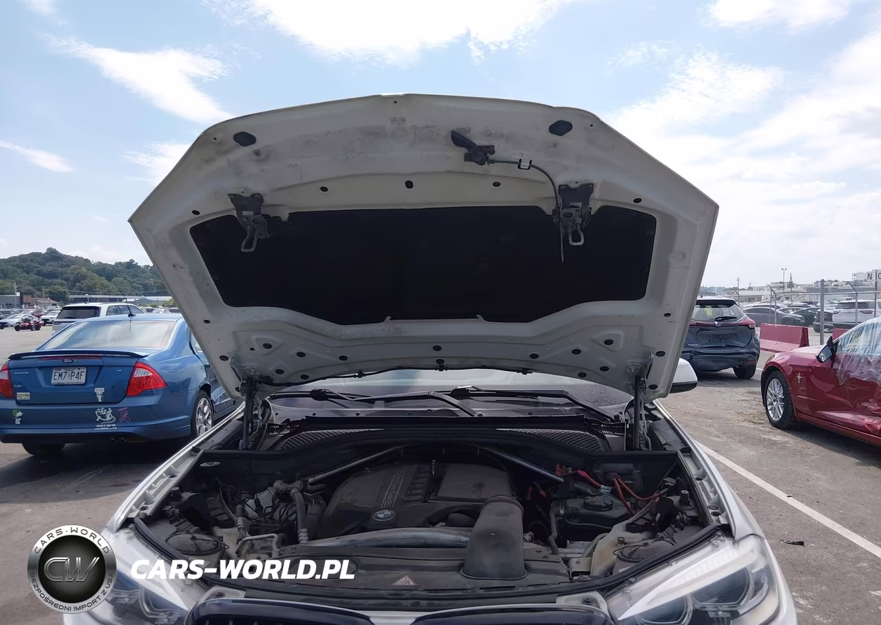 2014 BMW X5 xDrive35I VIN:5UXKR0C58E0H19060 - 10