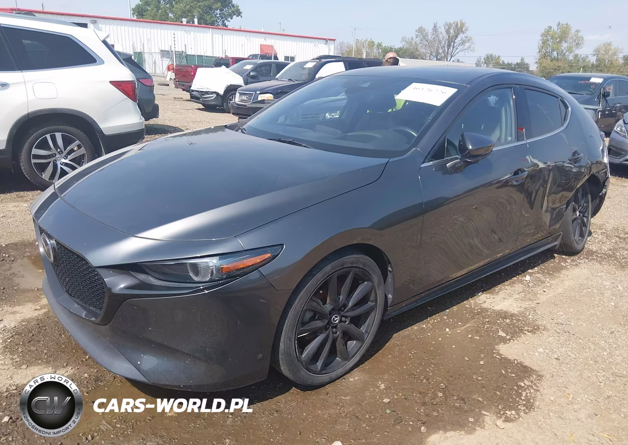 2021 Mazda Mazda3 Premium VIN:JM1BPAML3M1302963 - 2